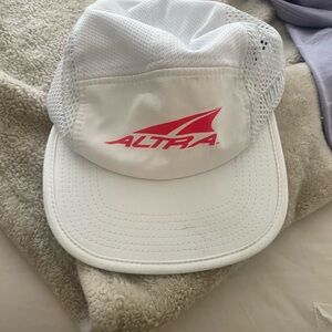 Altra White Mesh Running Cap with Pink Logo